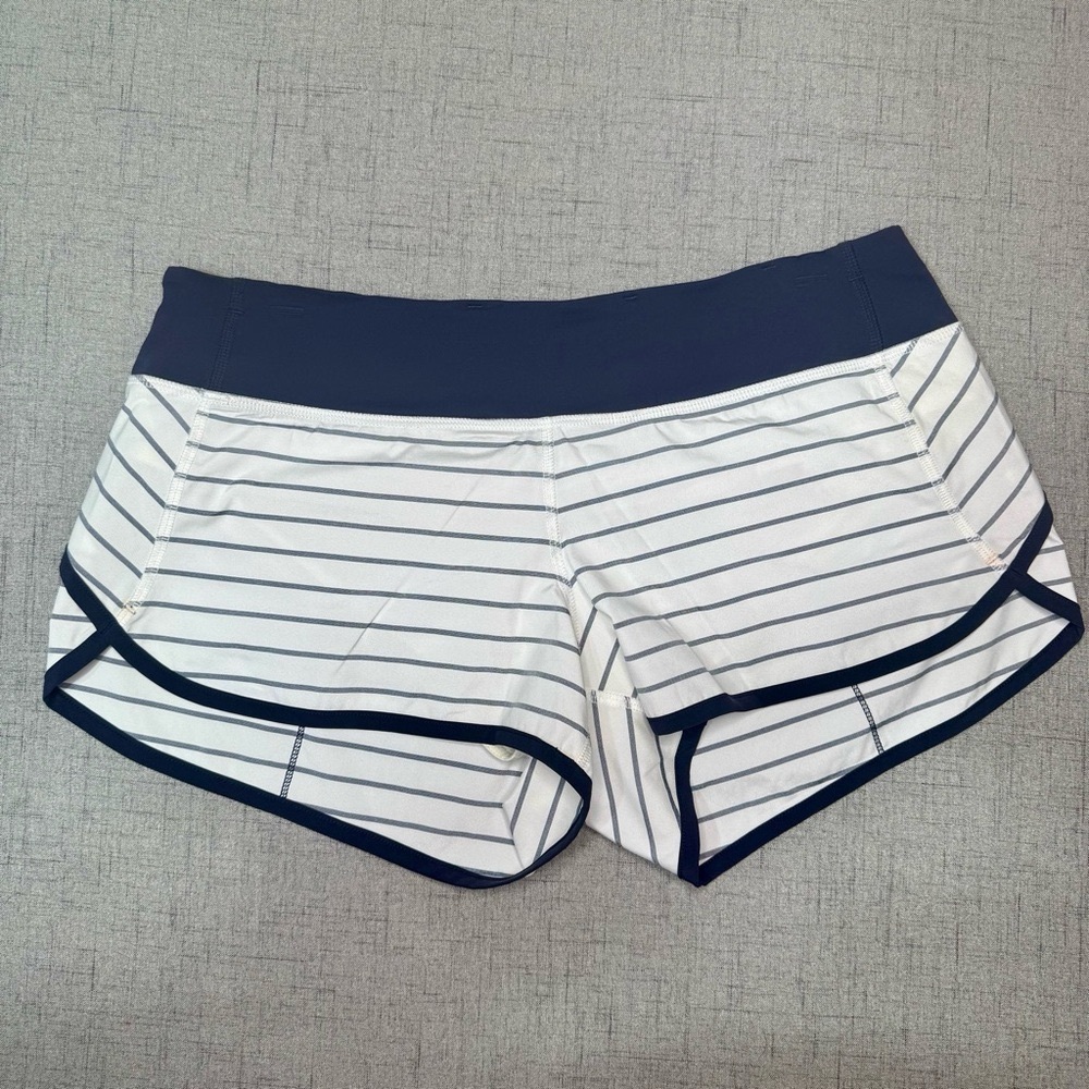 Lululemon Quiet Stripe Speed Short Athletic Shorts Low Rise Navy White Size 8 - Picture 4 of 10